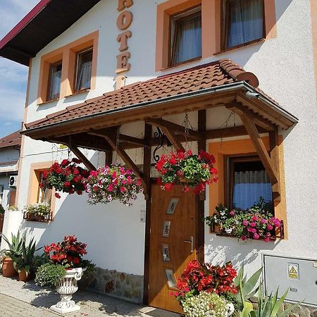Olszyna  Hotel Zaulek מראה חיצוני תמונה