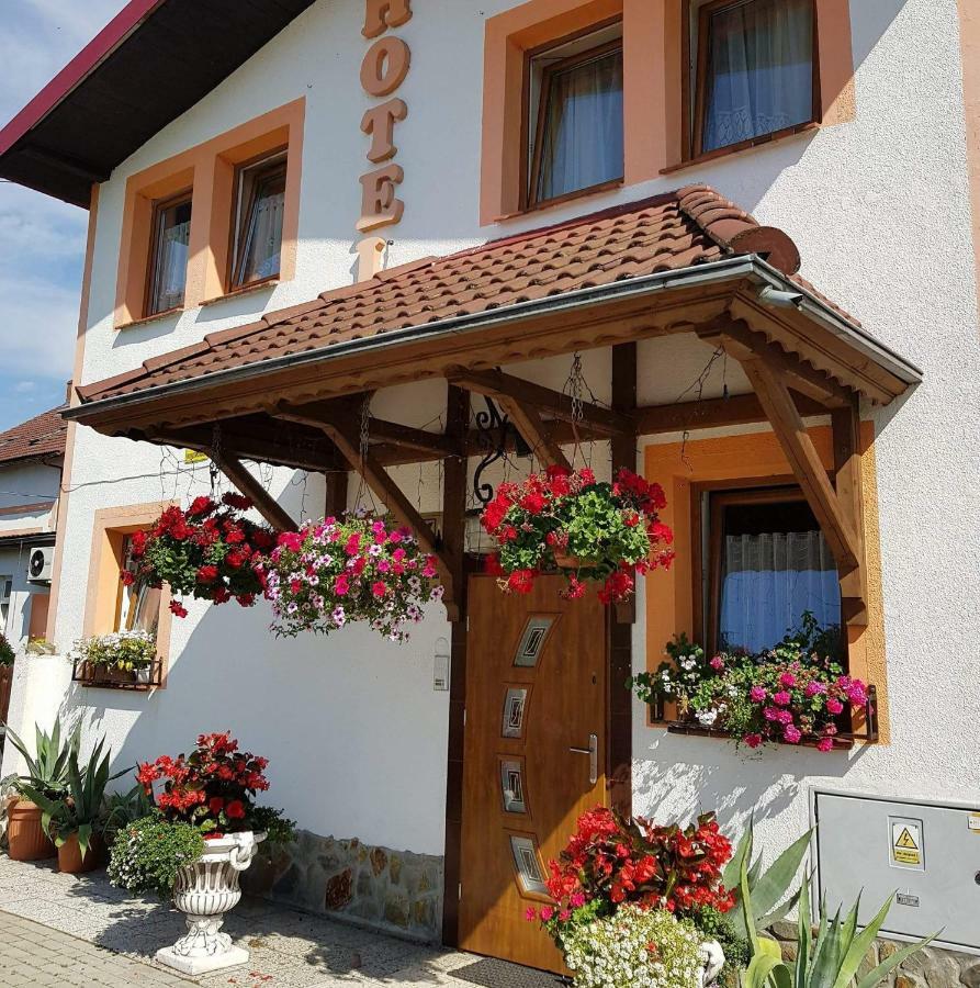 Olszyna  Hotel Zaulek מראה חיצוני תמונה